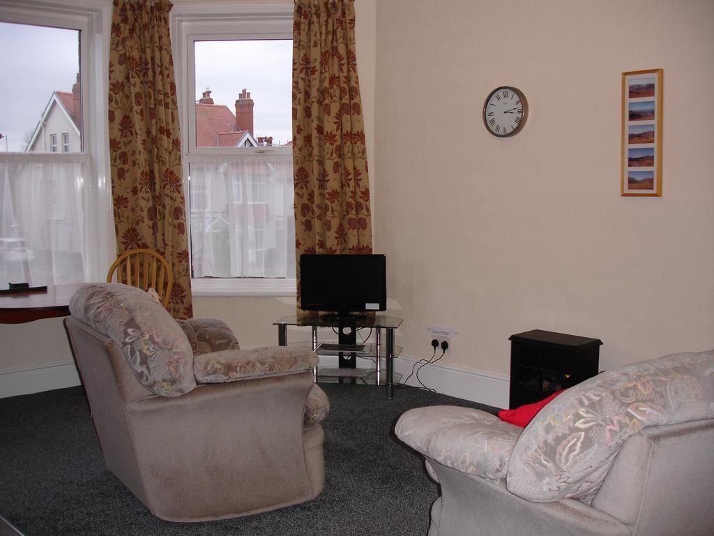Beachmount Holiday Apartments Rhôs-on-Sea Eksteriør bilde