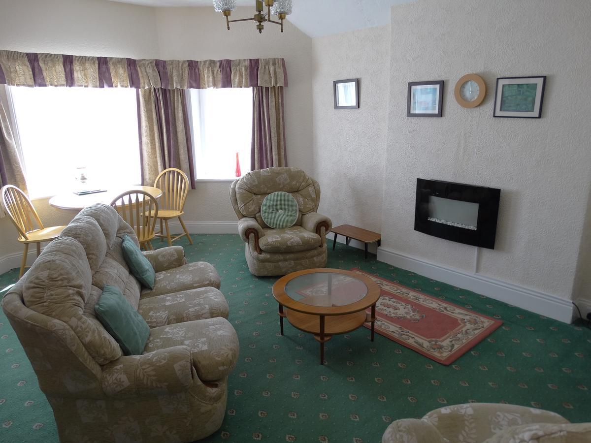 Beachmount Holiday Apartments Rhôs-on-Sea Eksteriør bilde